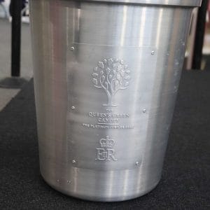Queen's Green Canopy aluminium pot