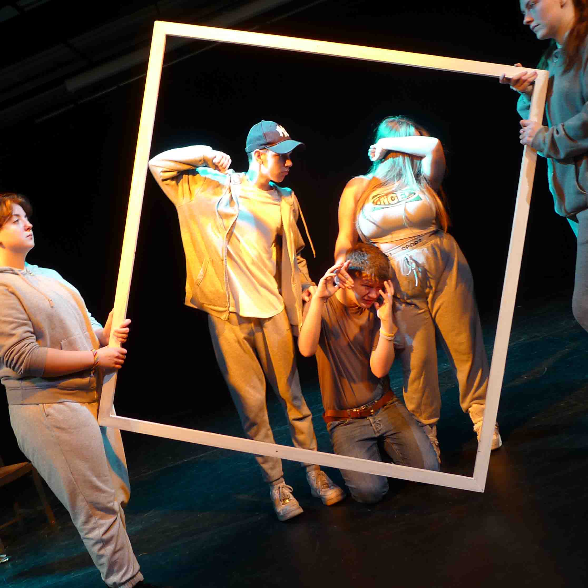 performing arts students Ric Nic workshop