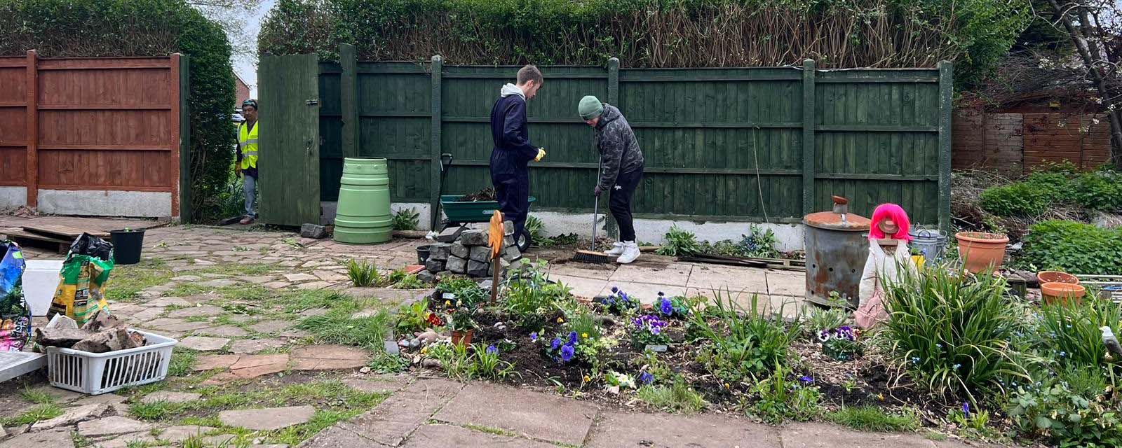 Students at work in Daffodils Community Garden