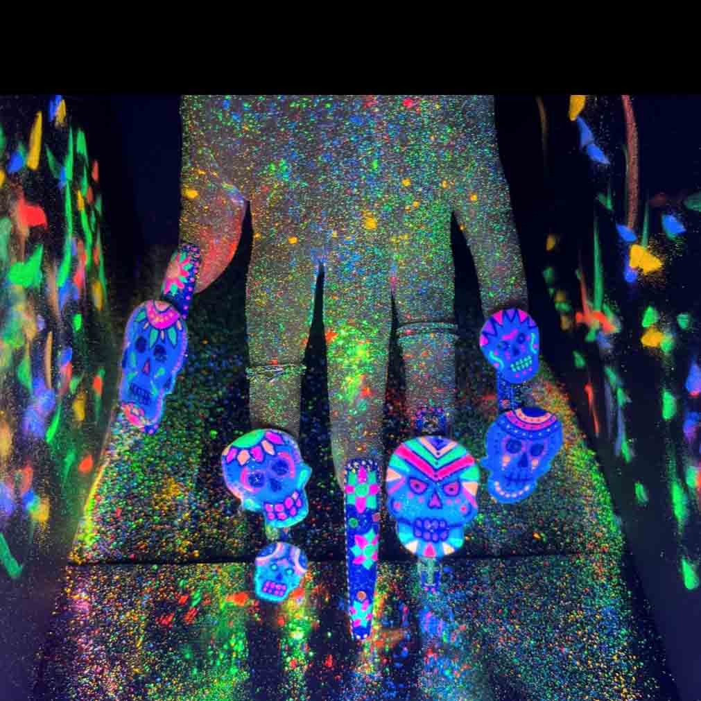 easter island-themed nails 
