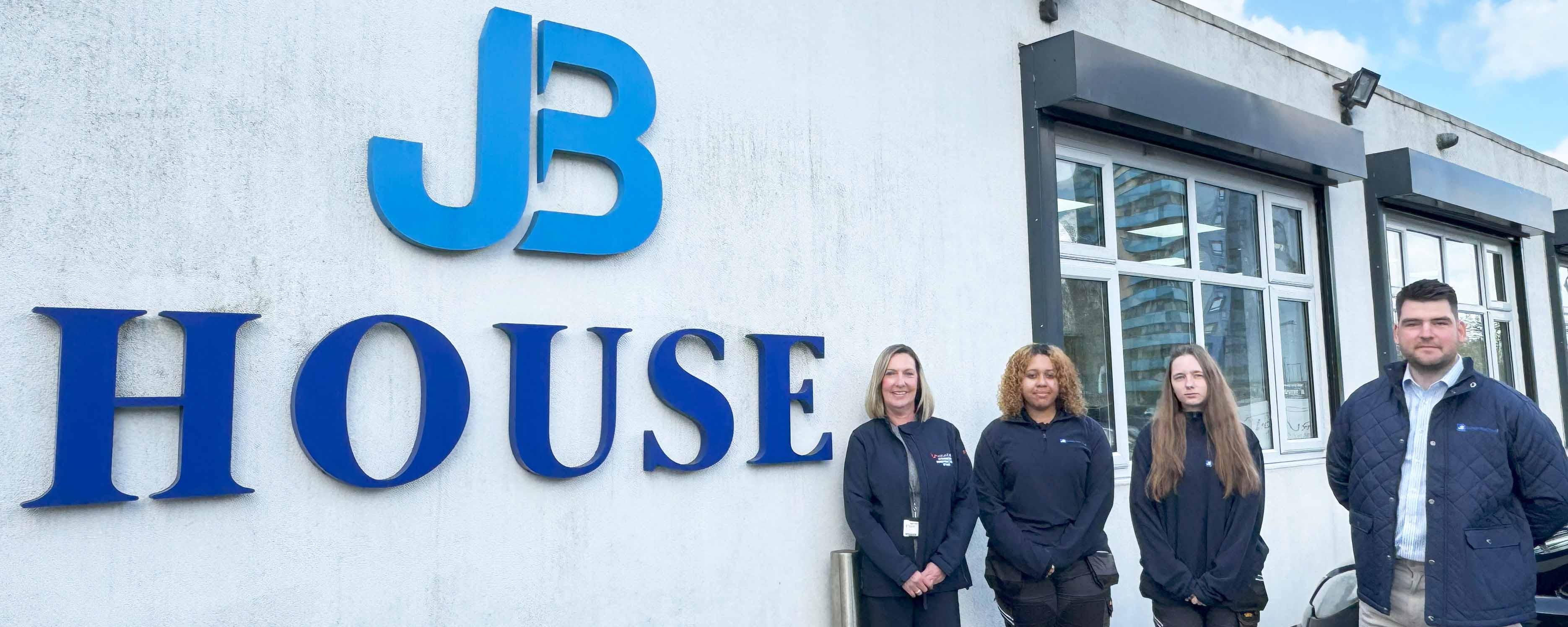 JB Construction support Elizabeth and Abigail to thrive on industry placements